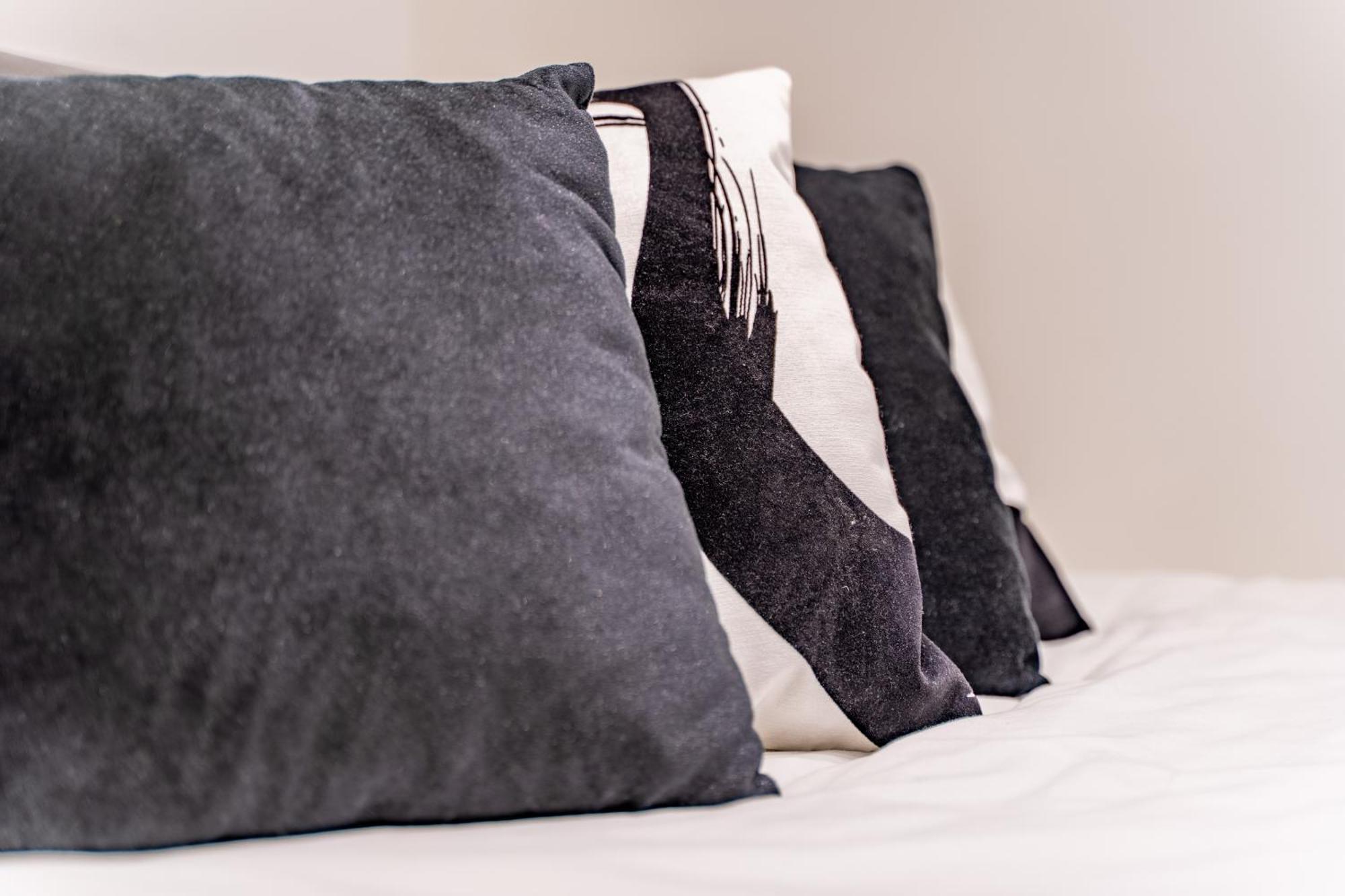 Prime Location - Cosy Near Emirates Stadium Apartment