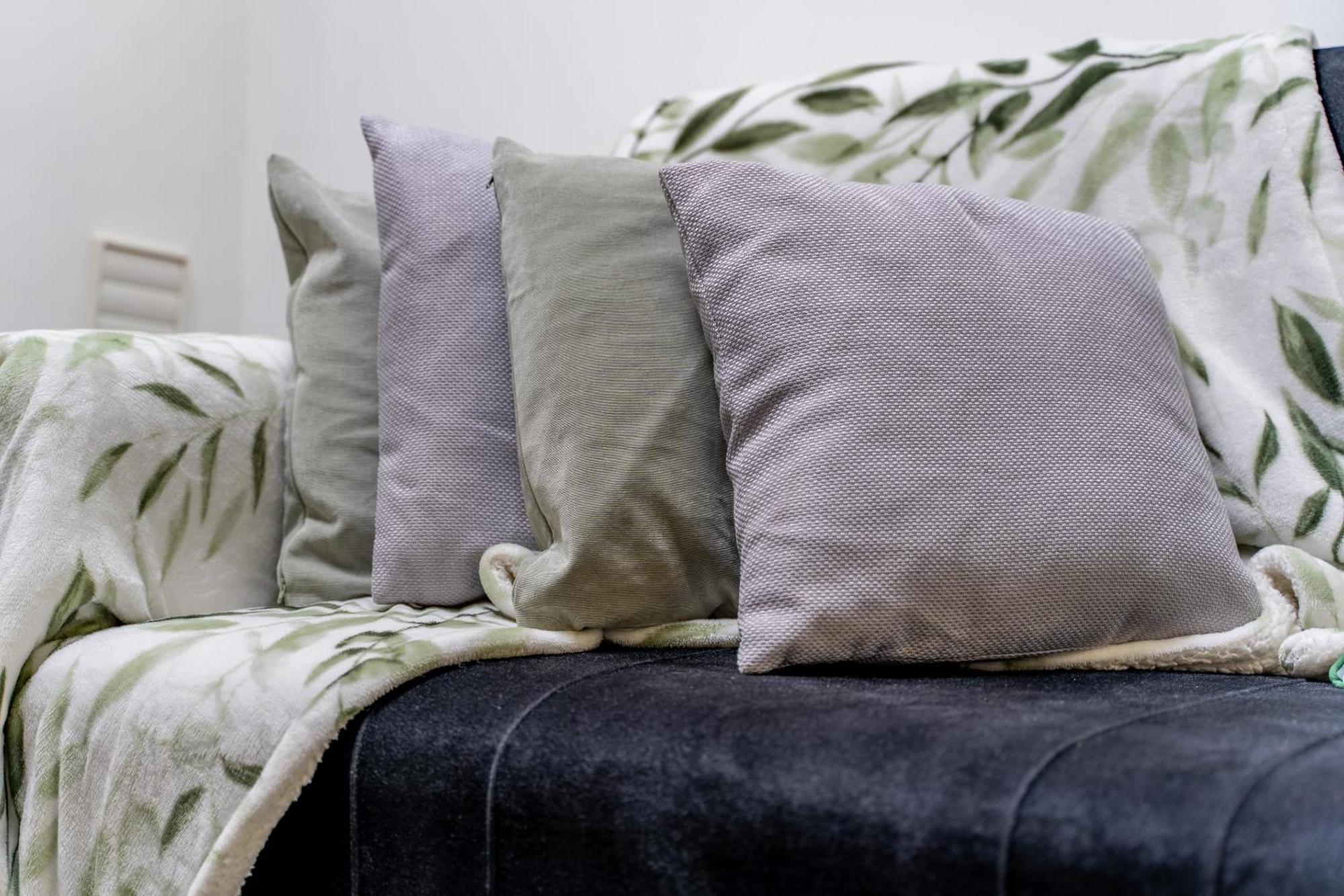 Prime Location - Cosy Near Emirates Stadium Apartment